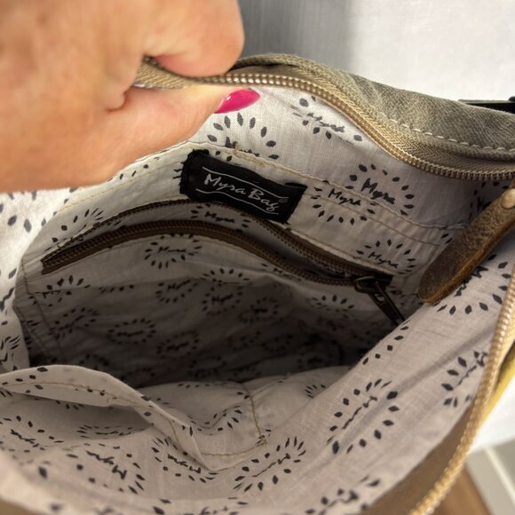 Vintage N Vogue Myra Bag Ratel Shoulder Bag Eco-Friendly Upcycled Brown/White - Picture 10 of 15